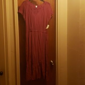 A size large burgundy dress